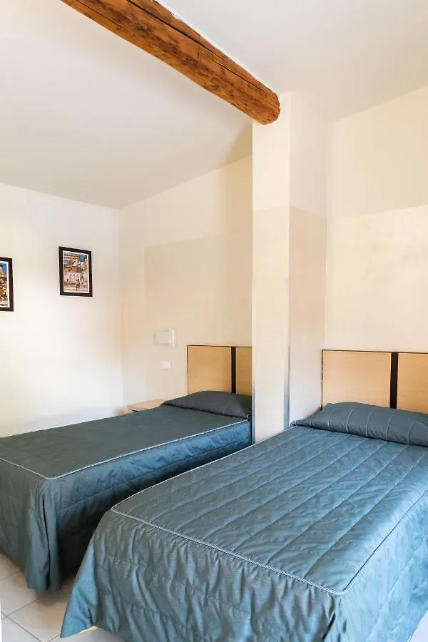 Hotel Fiera Rho 3*,