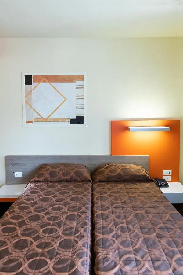 Hotel Fiera Rho 3*,  Italy